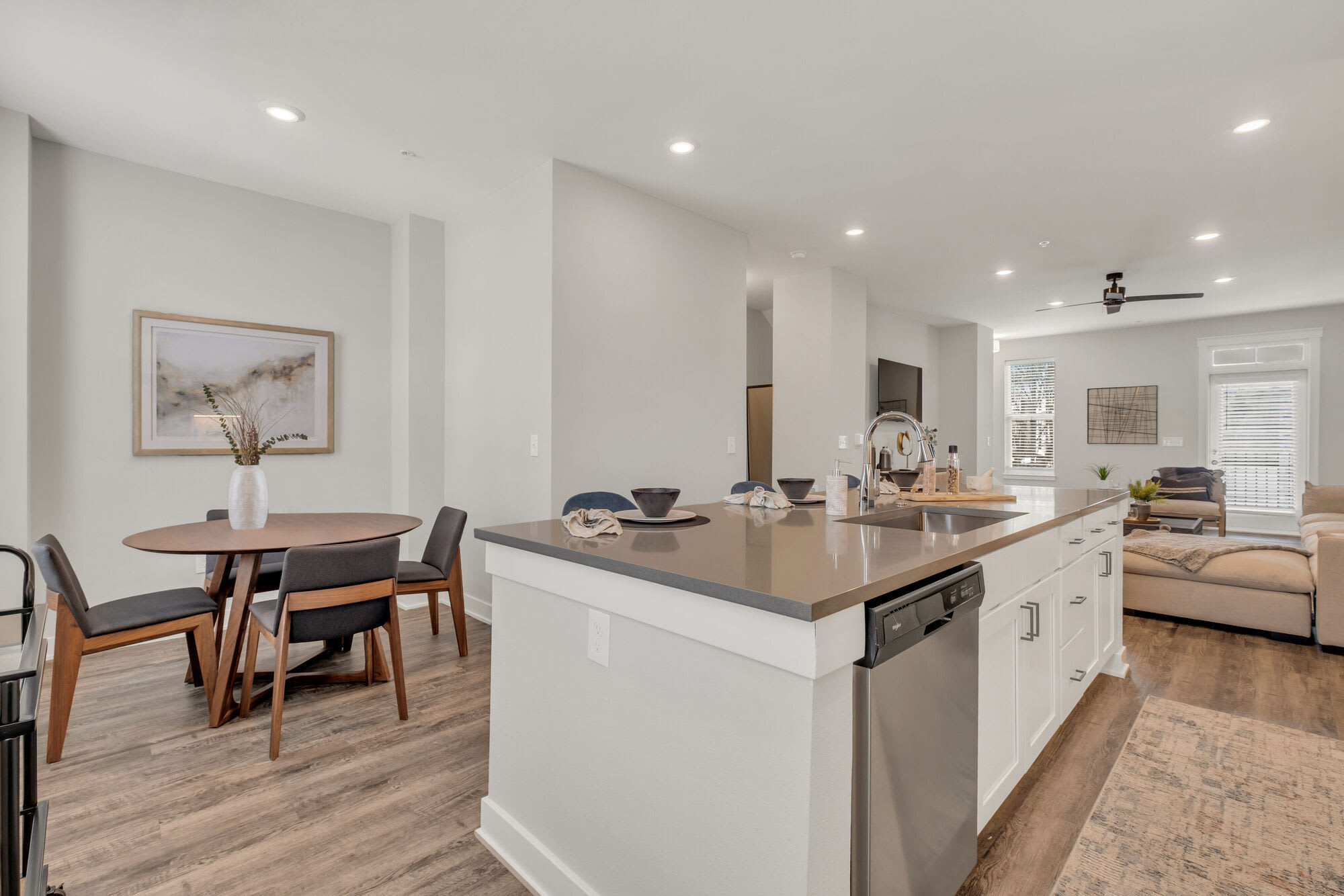 Oakbrook Townhomes – photo 3