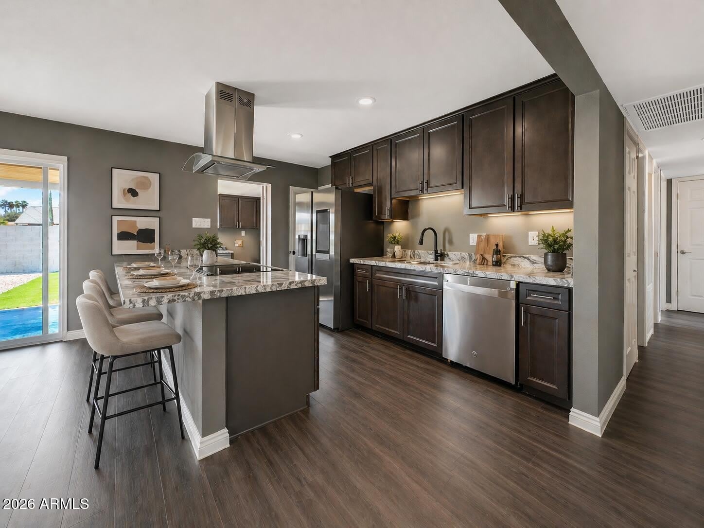 8201 E WHITTON Avenue – photo 4