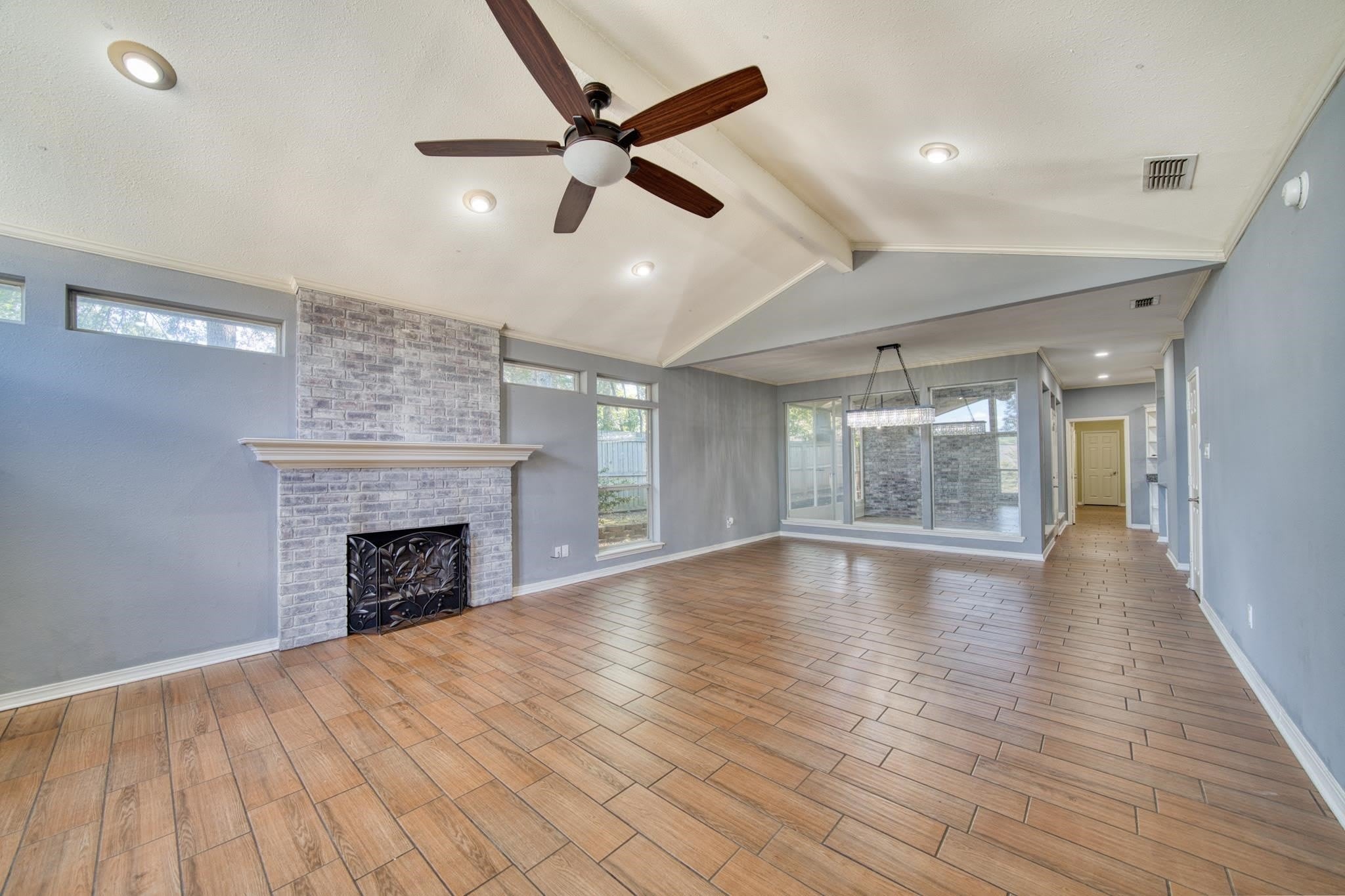 709 Saratoga – photo 2