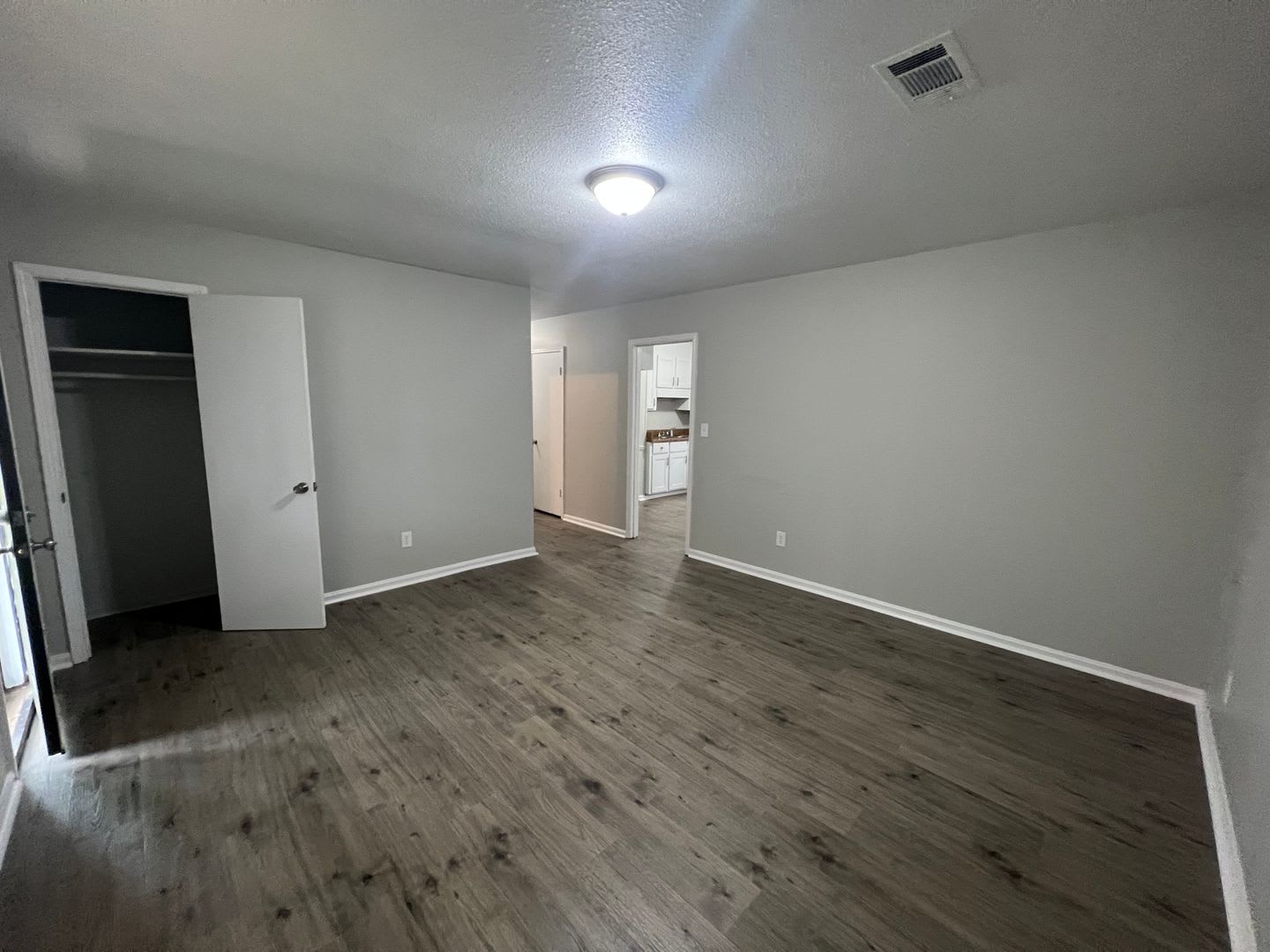 3 Bedroom 1 Bathroom brick home in West Tuscaloosa – photo 5