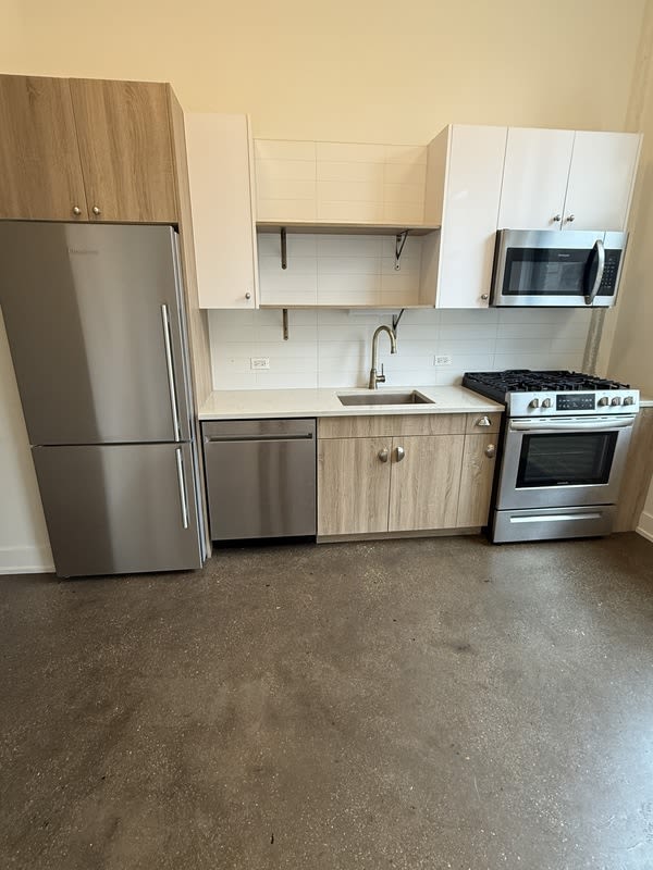 28 E Adams – photo 4