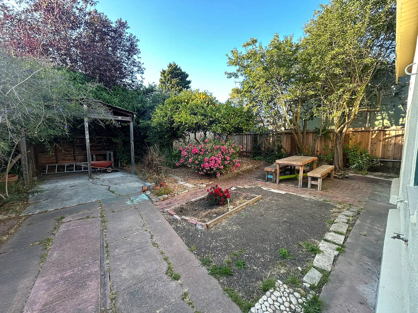 1227 Hopkins Street – photo 4