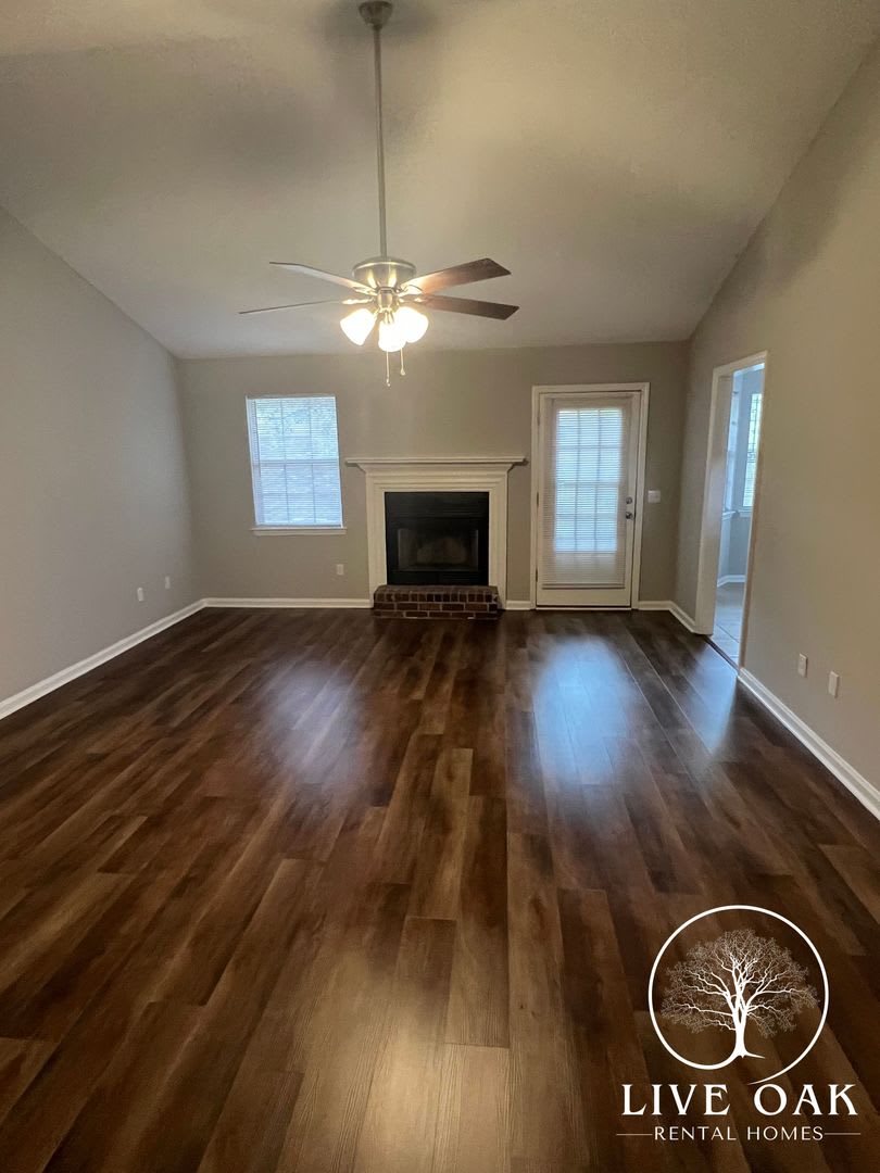801 N Brickyard Road, Hinesville, GA 31313 – photo 5