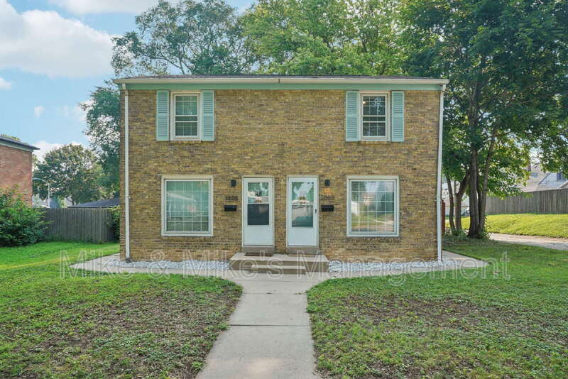 3860 South Brust Avenue – photo 1