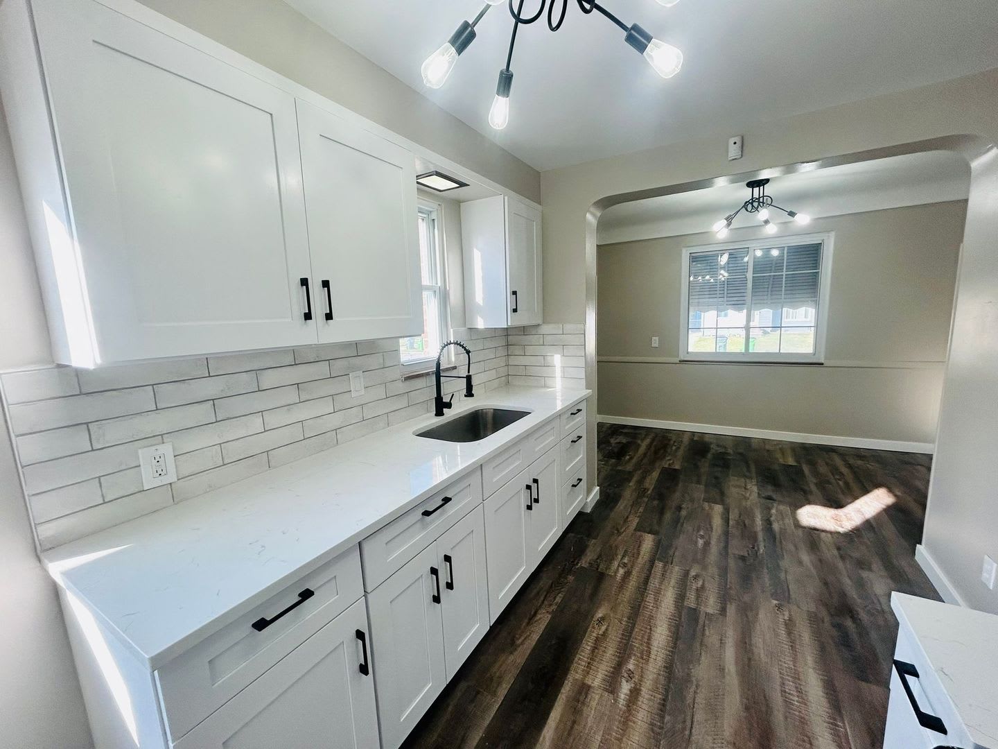 Beautiful 3 Bedroom Home! Now Available! – photo 2