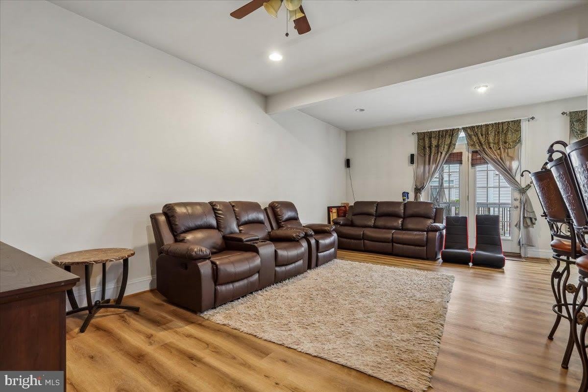 25128 DEERHURST Terrace – photo 5