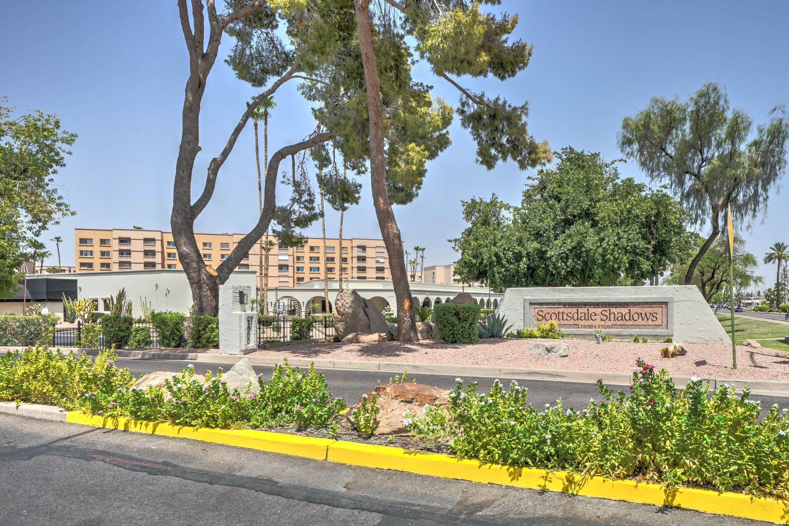 500 Move In Special Scottsdale Shadows 2Bed 2Bath Condo Includes W T S Utilities – photo 2