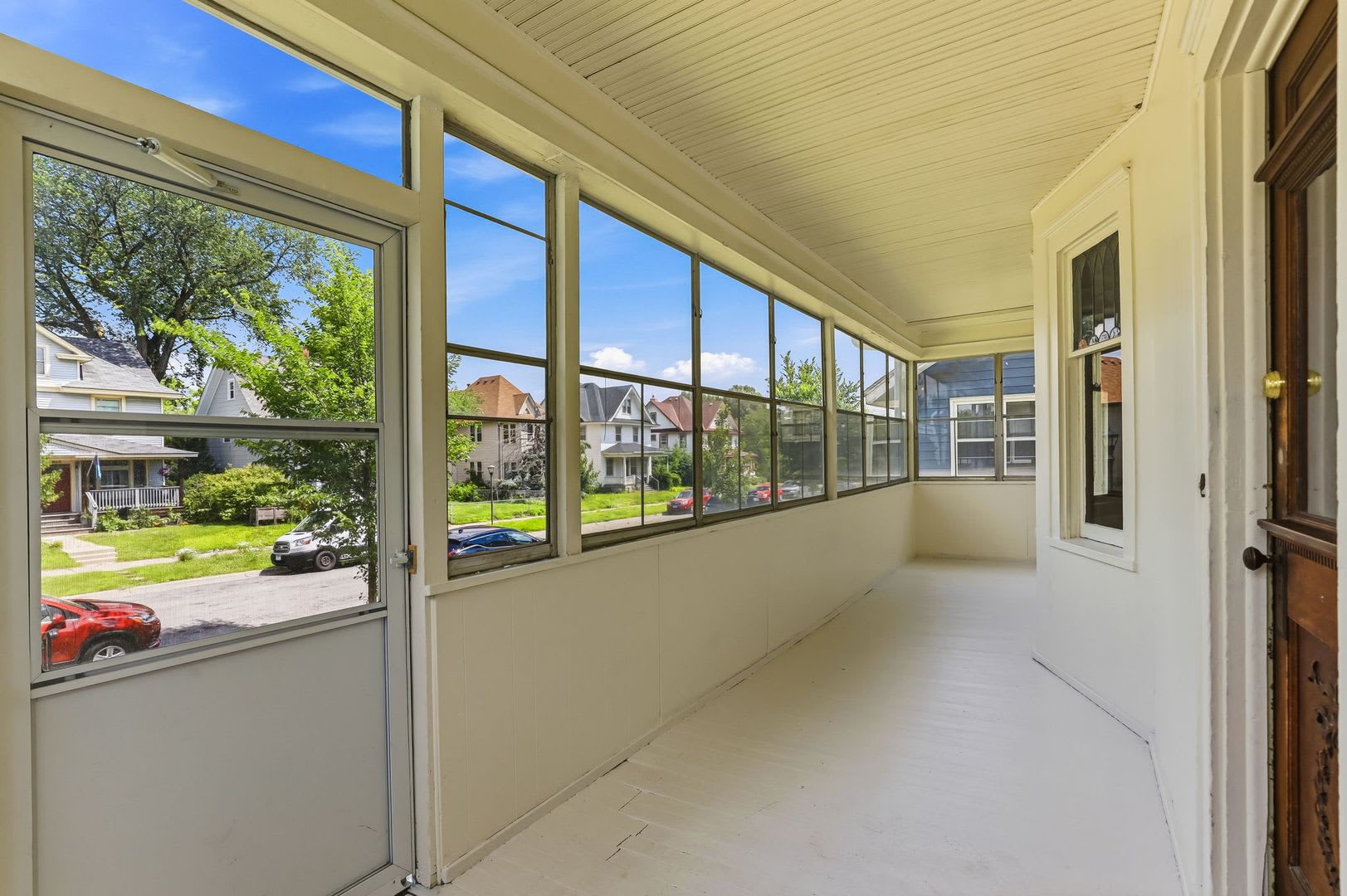 Beautiful 4-Bedroom Craftsman with Classic Character & Modern Updates – photo 3