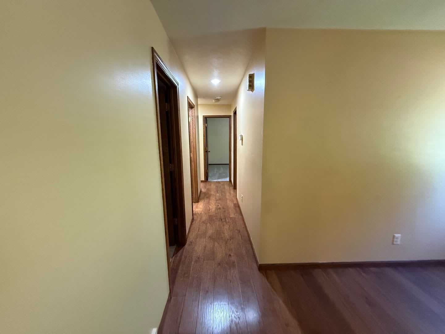 6 Bedroom, 3 Bath Home near Skyview Lake and Bel-Air School. – photo 5