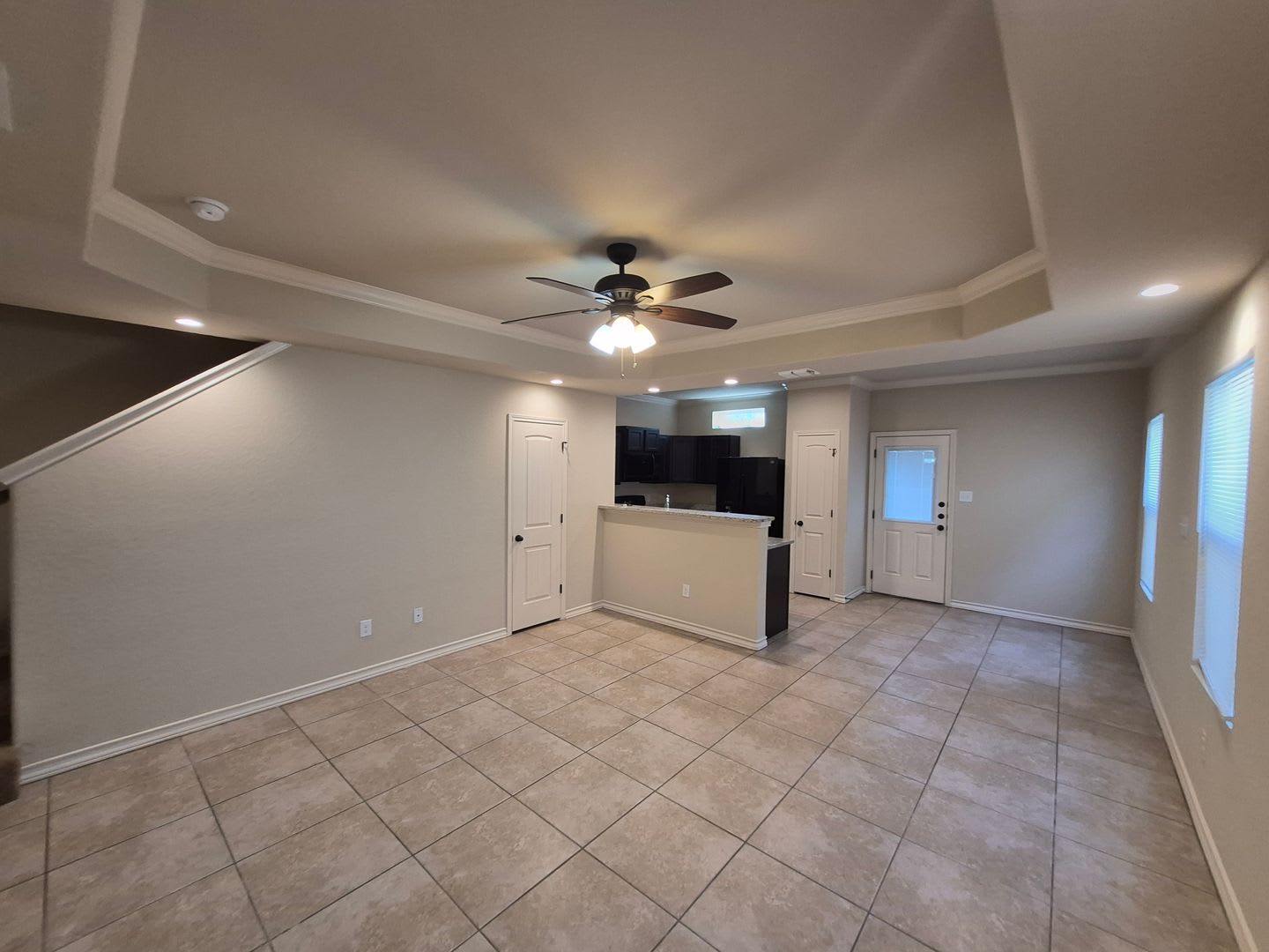 7042 Lakeview Dr 102 San Antonio Tx 78244 – photo 3