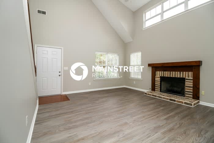 1474 Bern Drive – photo 2