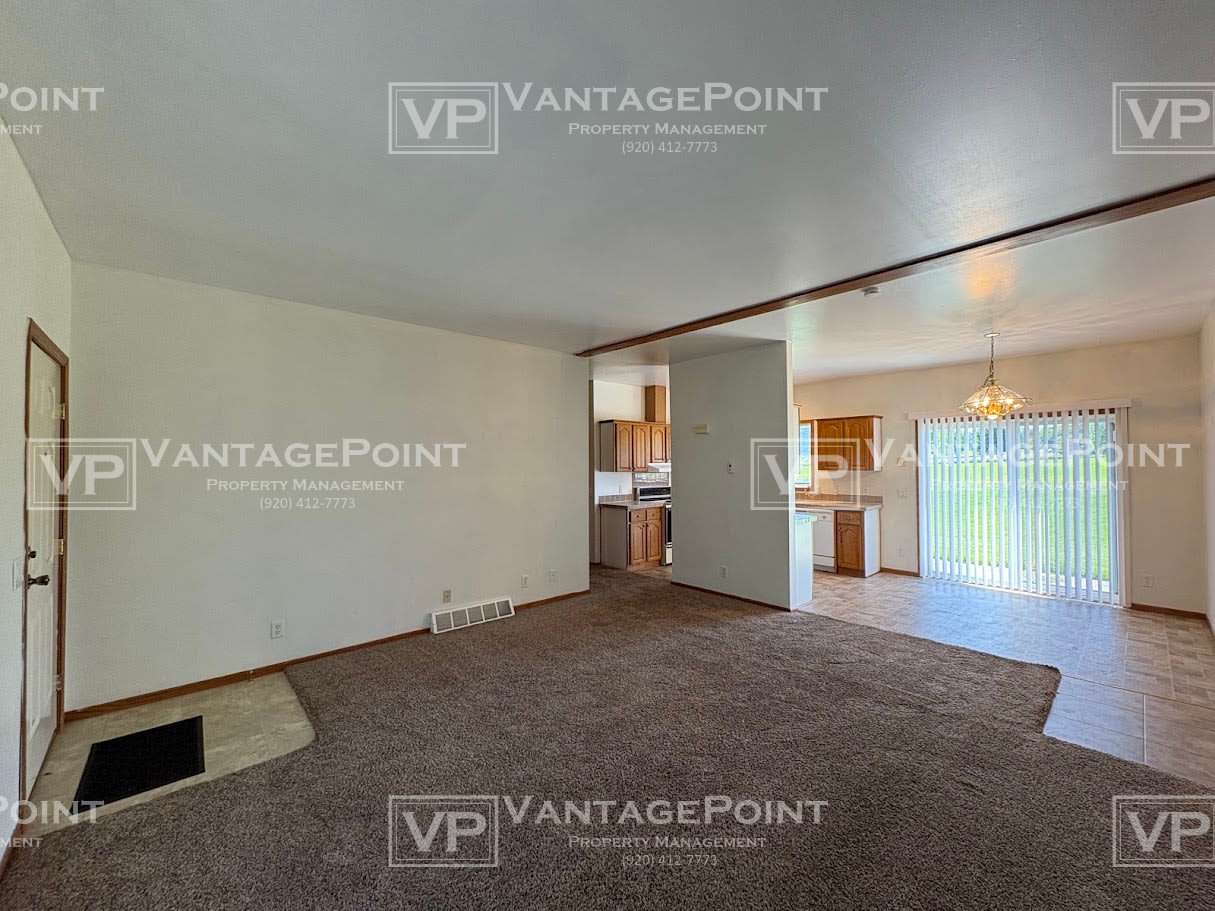456 Gator Lane – photo 2