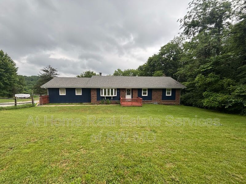 6124 S Farm Road 131 – photo 1