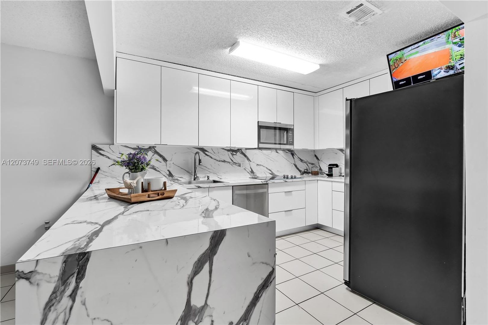 980 W 43Rd Place Hialeah Fl 33012 7280 – photo 1