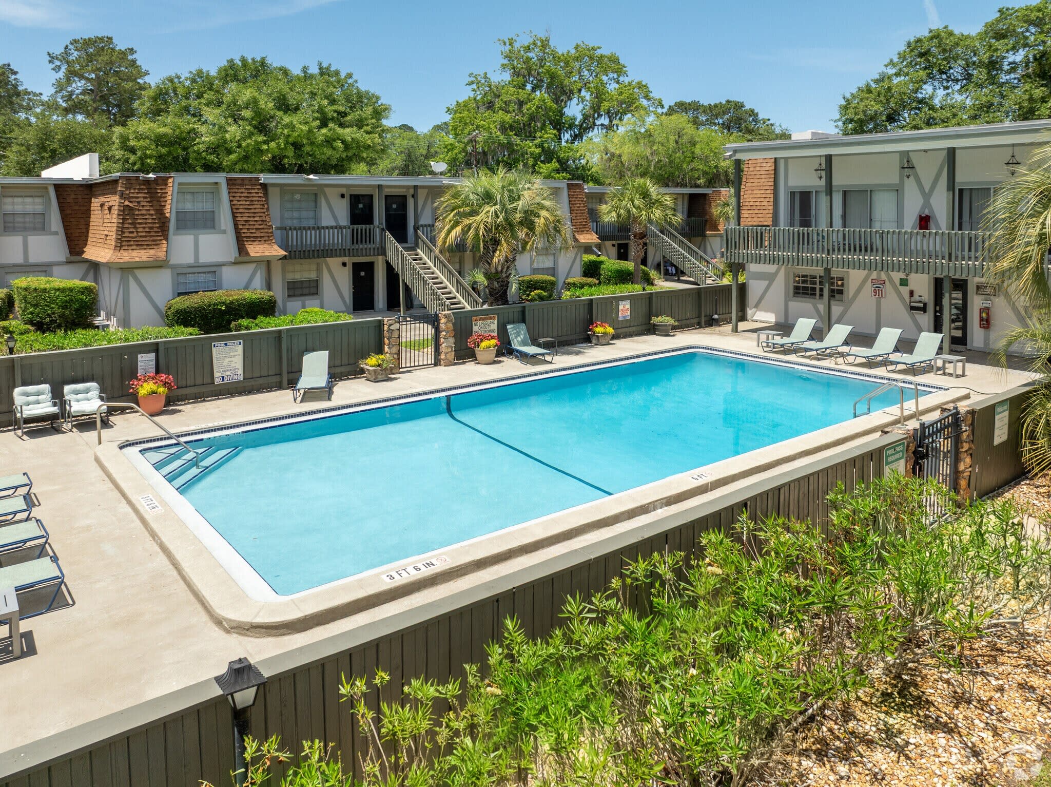 Now Available Updated 3 Bedrooms 2 Baths – photo 4