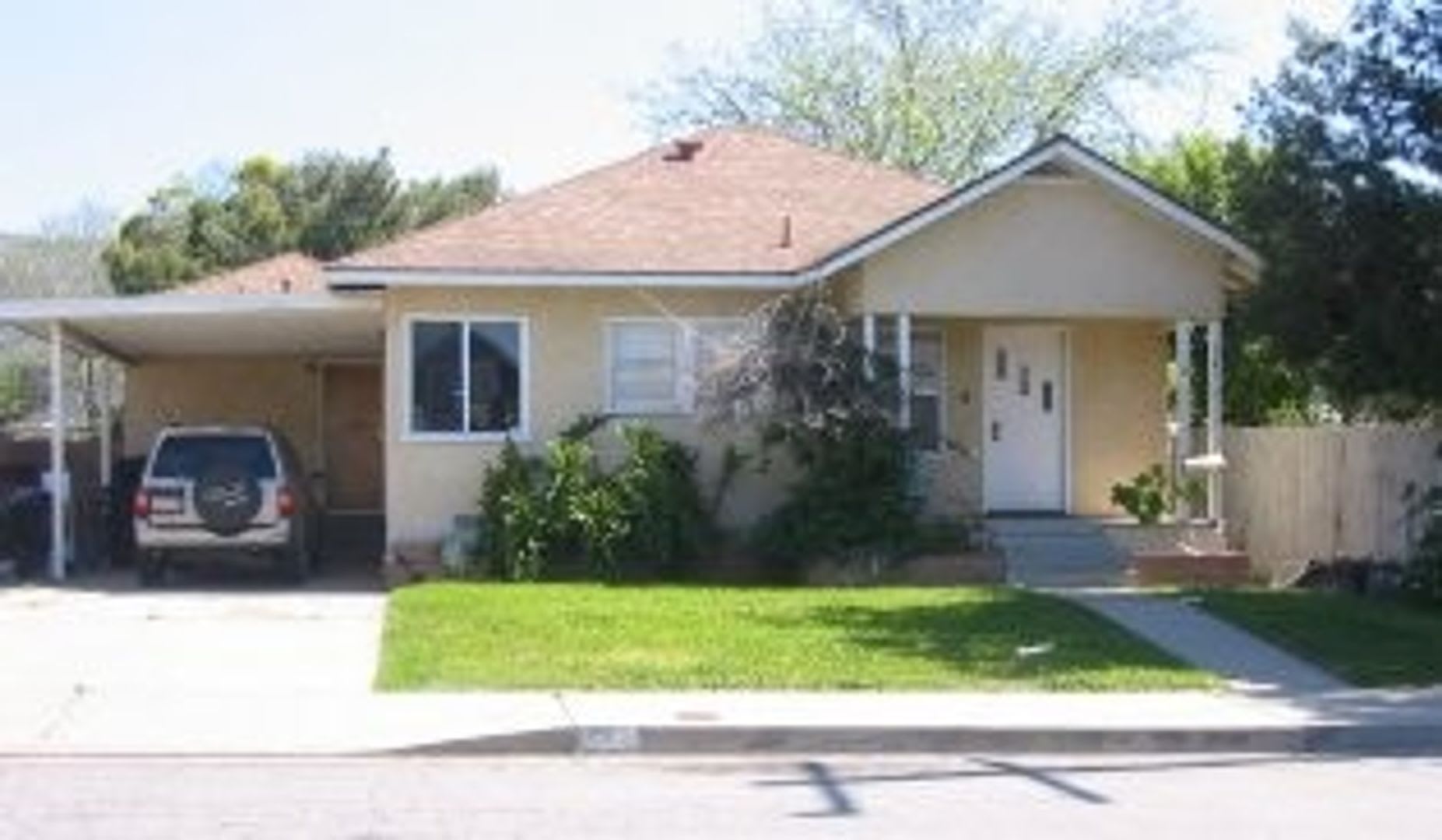 586 Pacific Street – photo 3