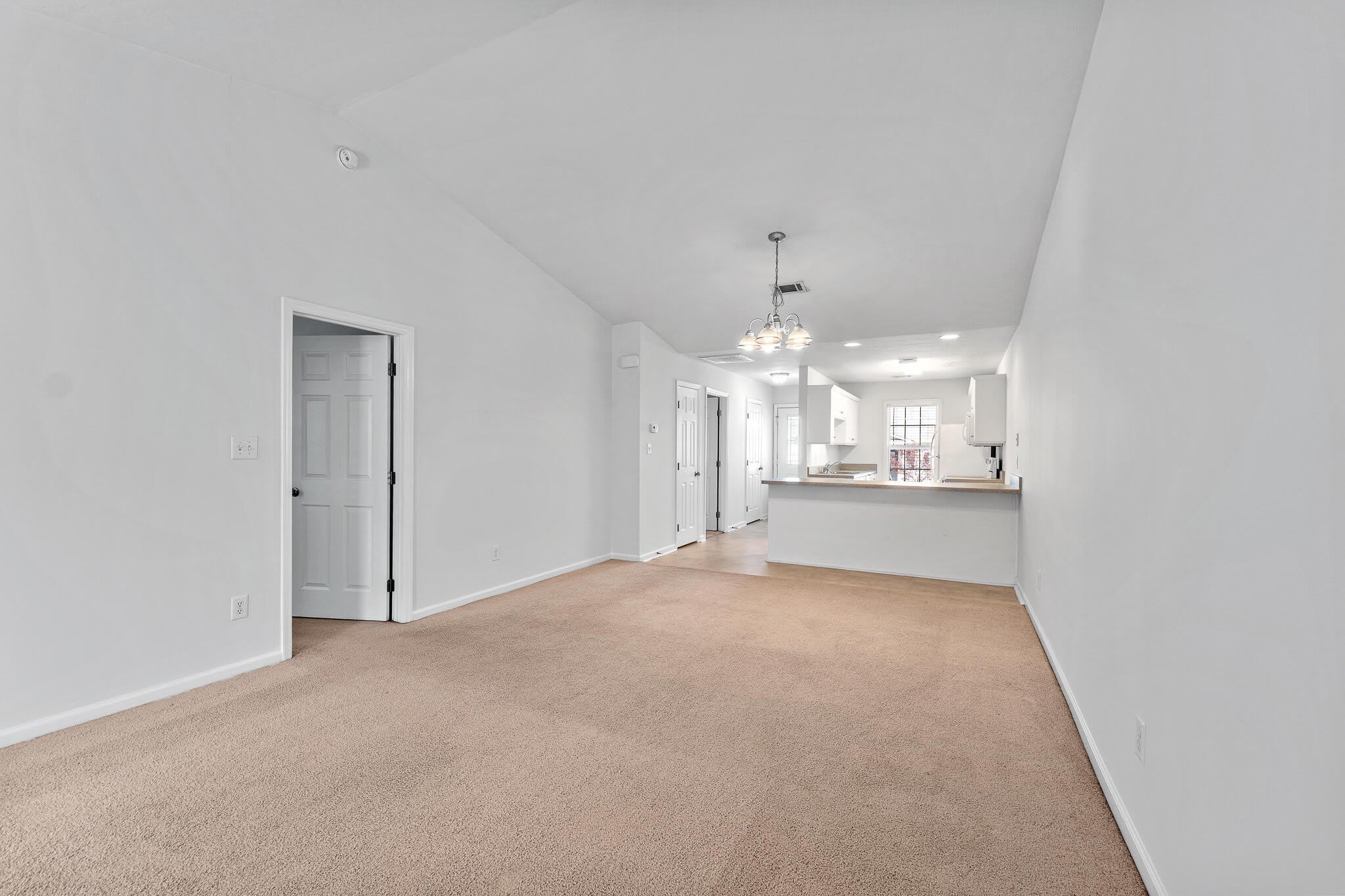 130 Bennington Lane – photo 3