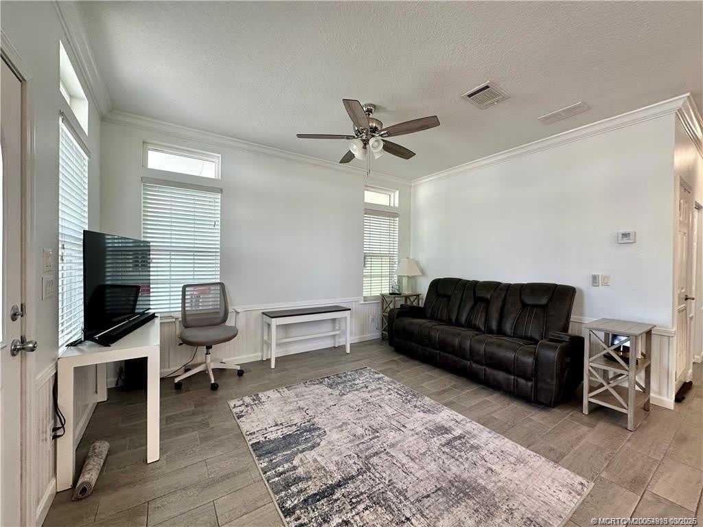 138 NE Coastal Drive – photo 5