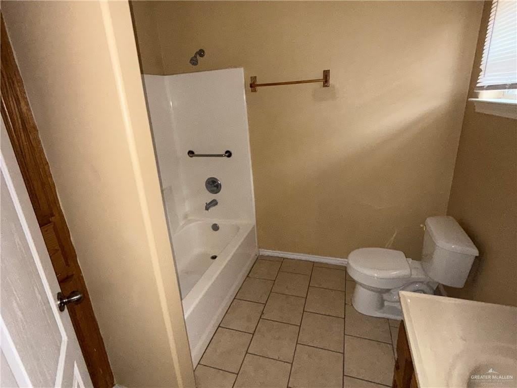 1307 E Coyote Street – photo 4