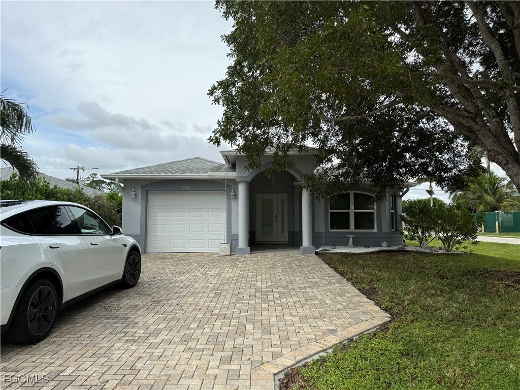 799 94th Avenue N – photo 1
