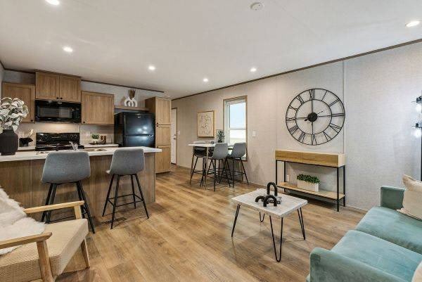 19 North Dr. – photo 2