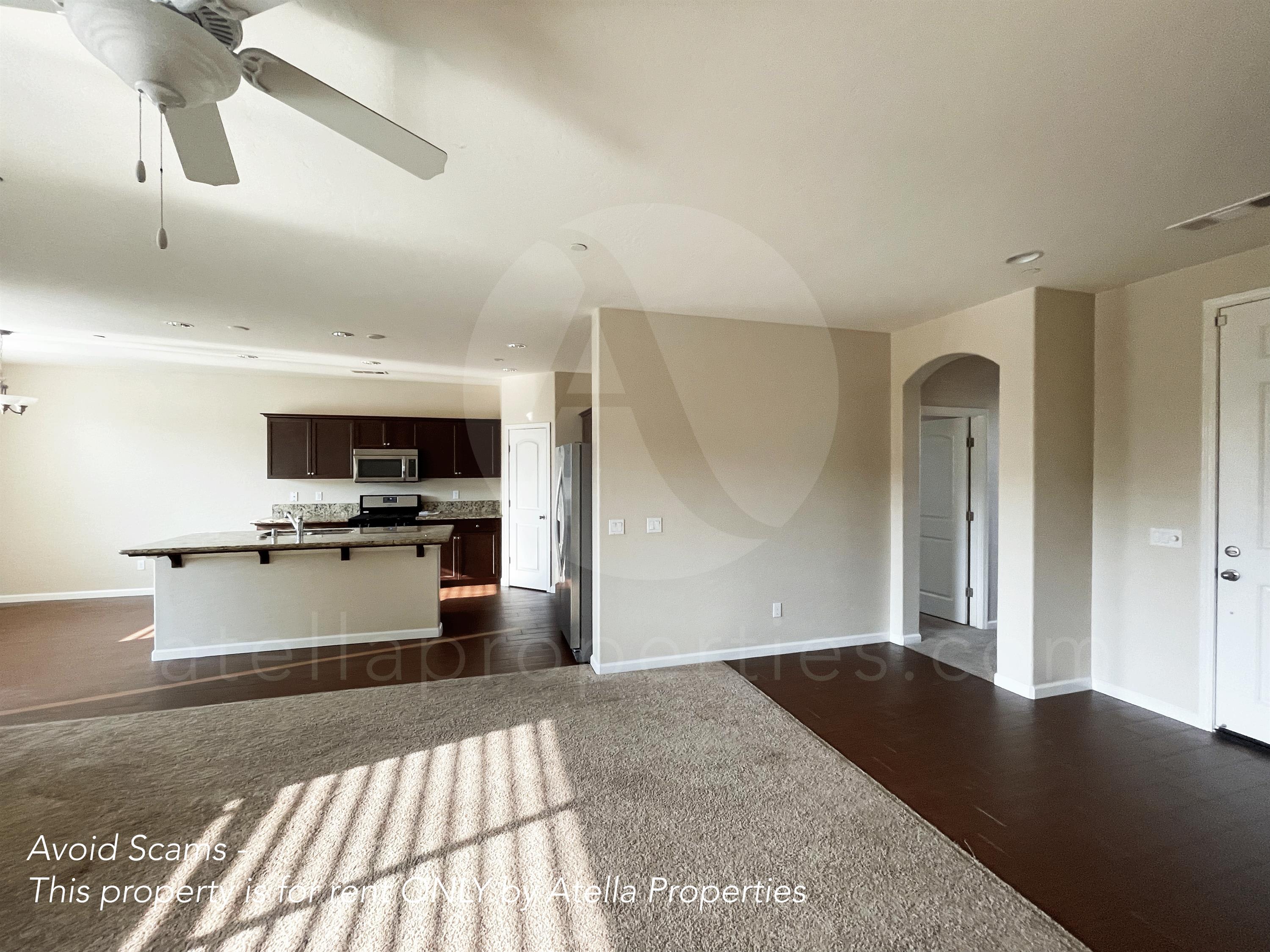2859 S Oakhurst Ct – photo 3