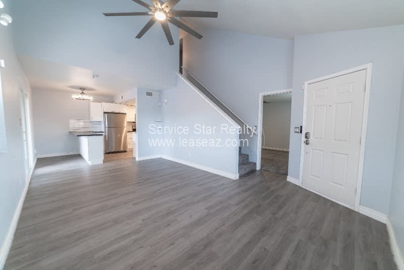 222 W Brown Rd – photo 2