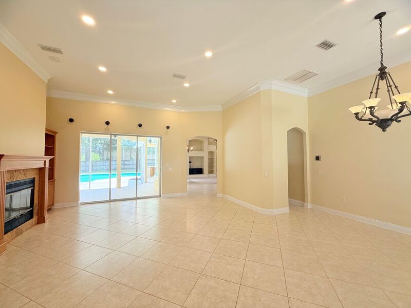 4157 Castle Gate Dr – photo 2
