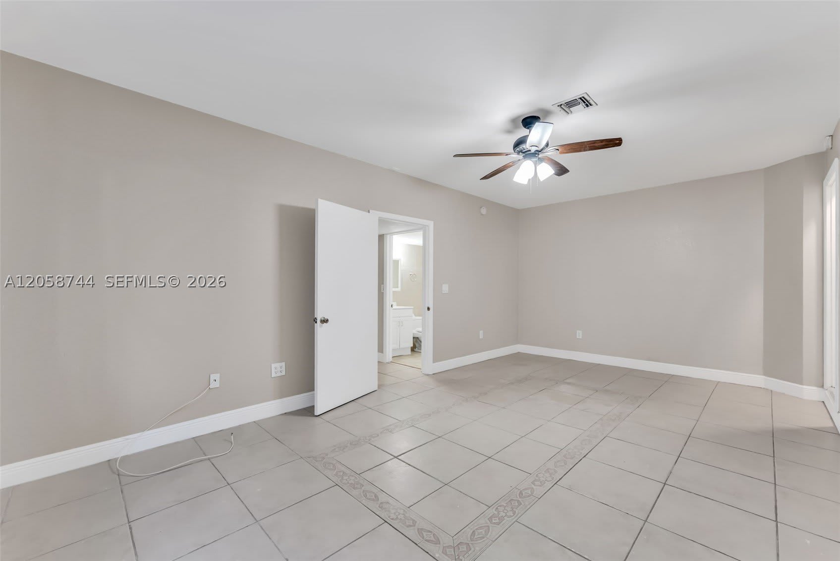 3491 NW 21st St – photo 5