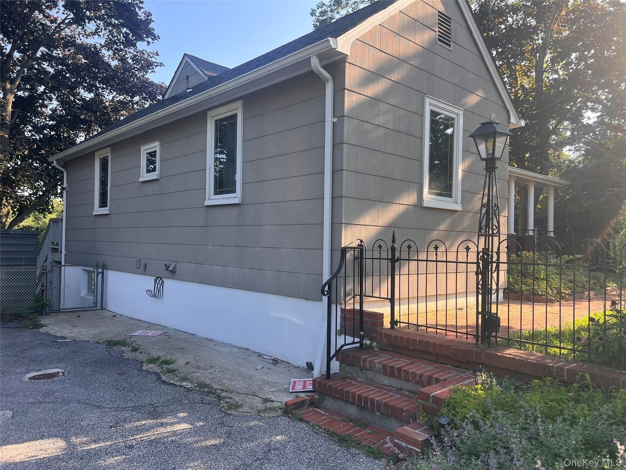 1375 W Main Street – photo 4