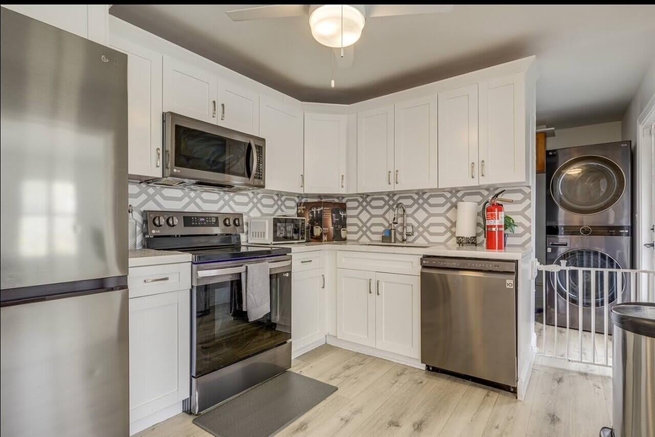 4295 Crestdale Street – photo 5