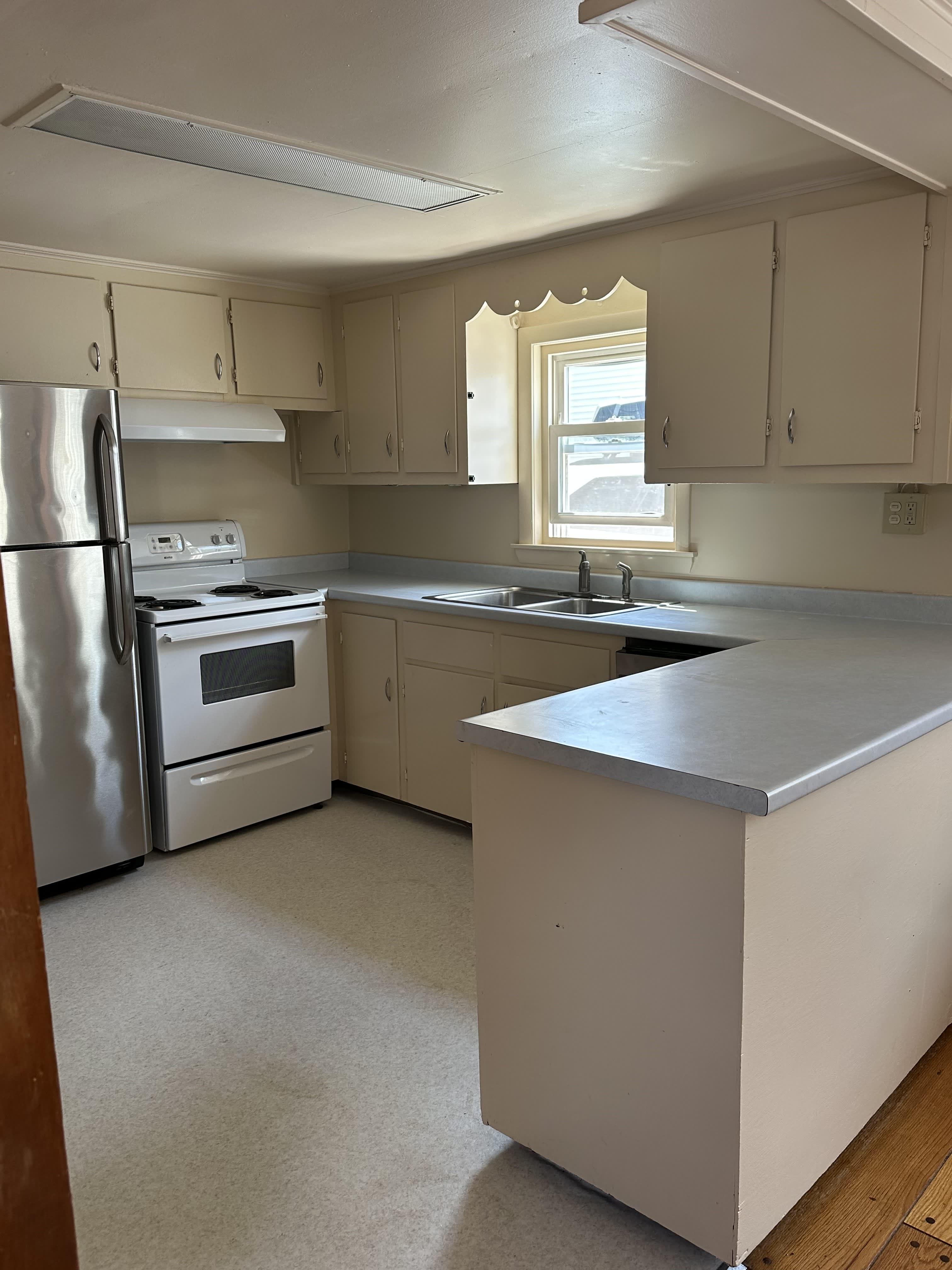 6 Maple Street – photo 3