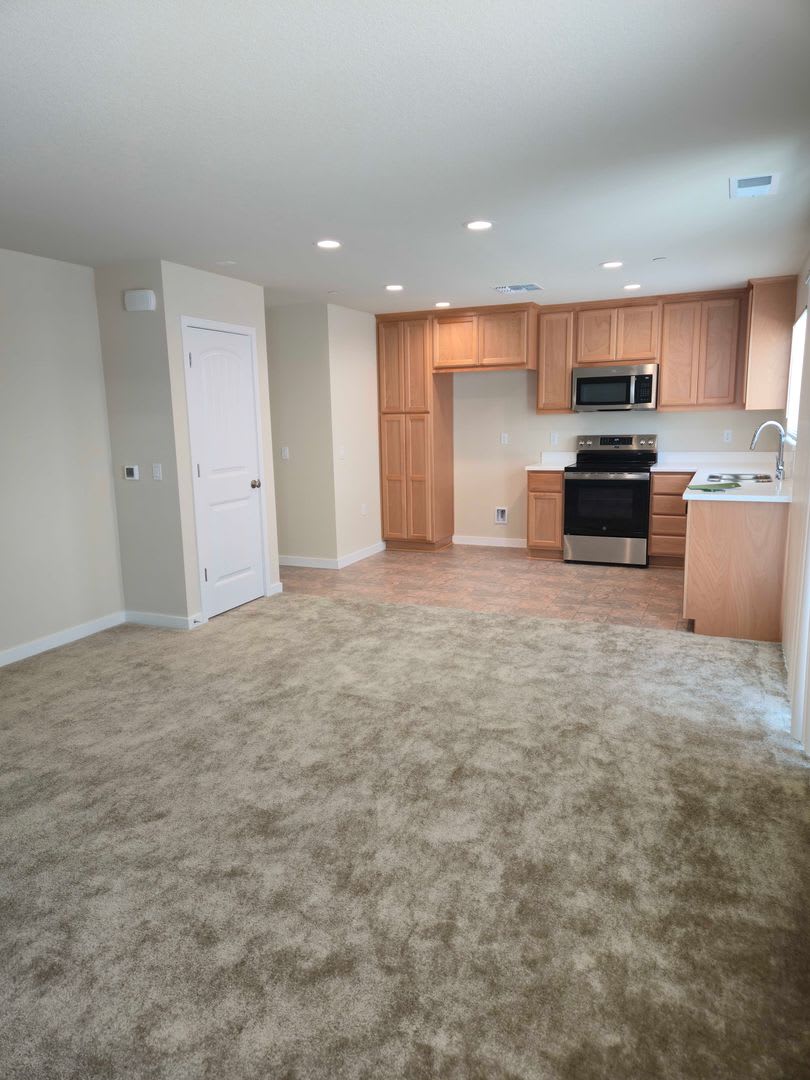 Must Apply to schedule viewing – photo 5