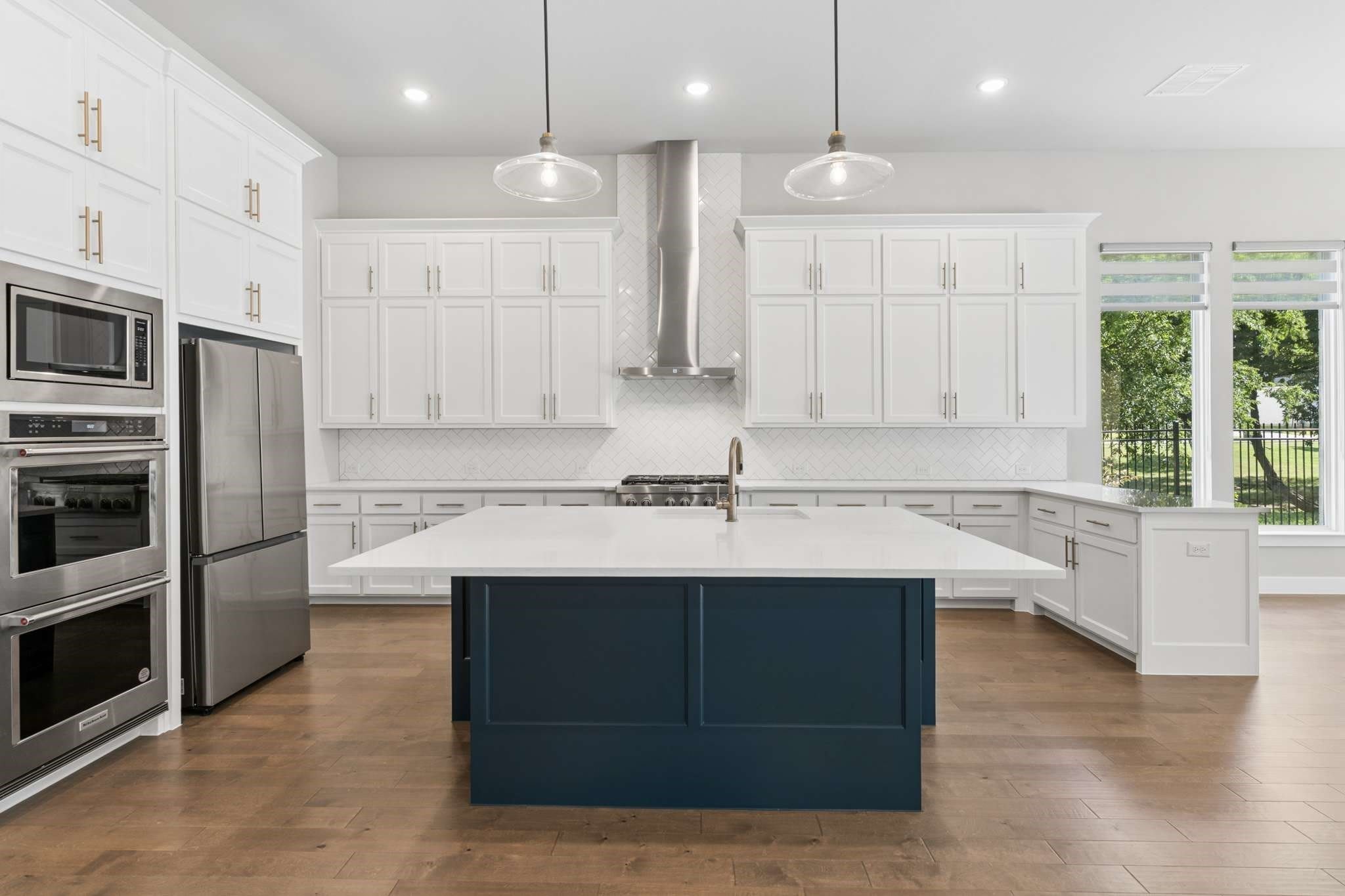 350 Pearland Drive – photo 2