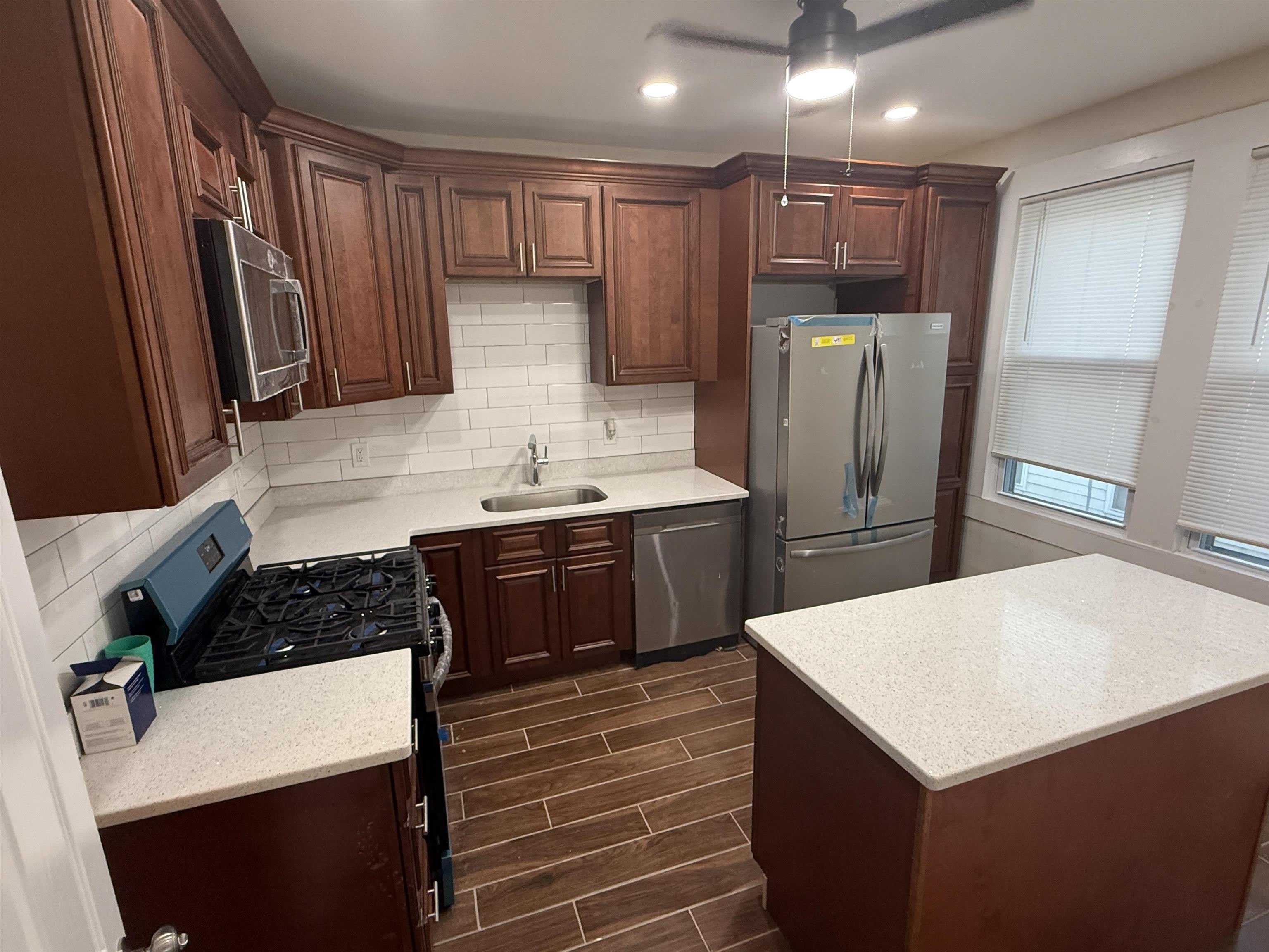 40 E 4TH ST – photo 2