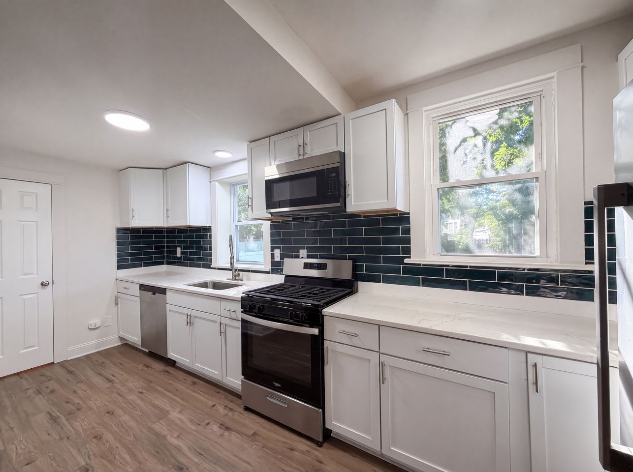 416 N 4th St – photo 3