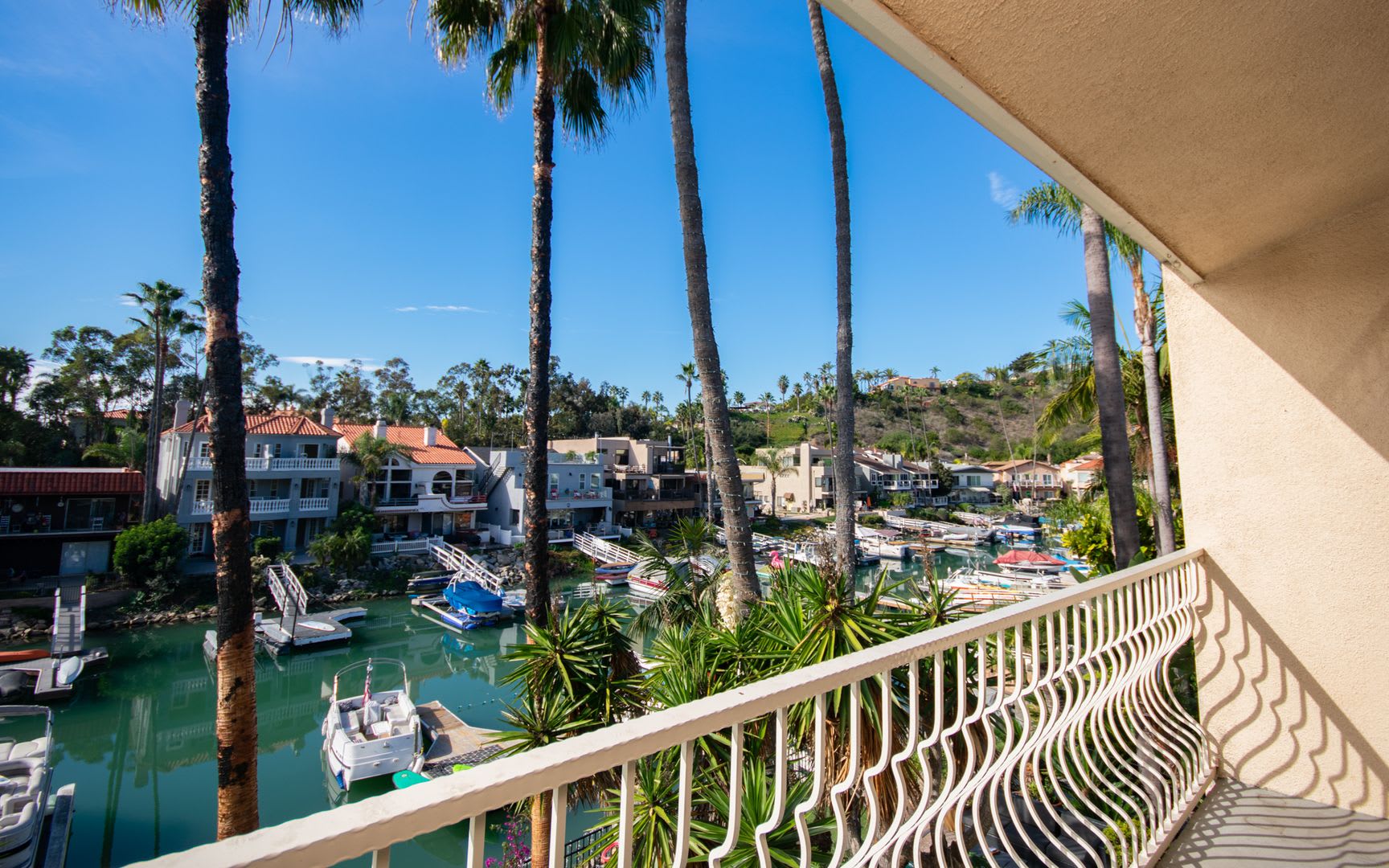 2 Bedroom, 2 Bath Bristol Cove Condo – photo 2
