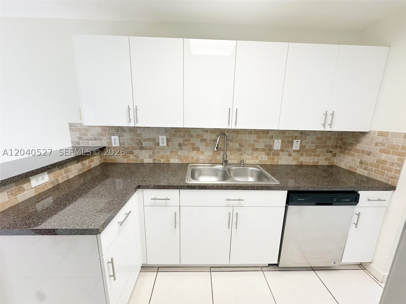 2150 NW 171st Ter – photo 4