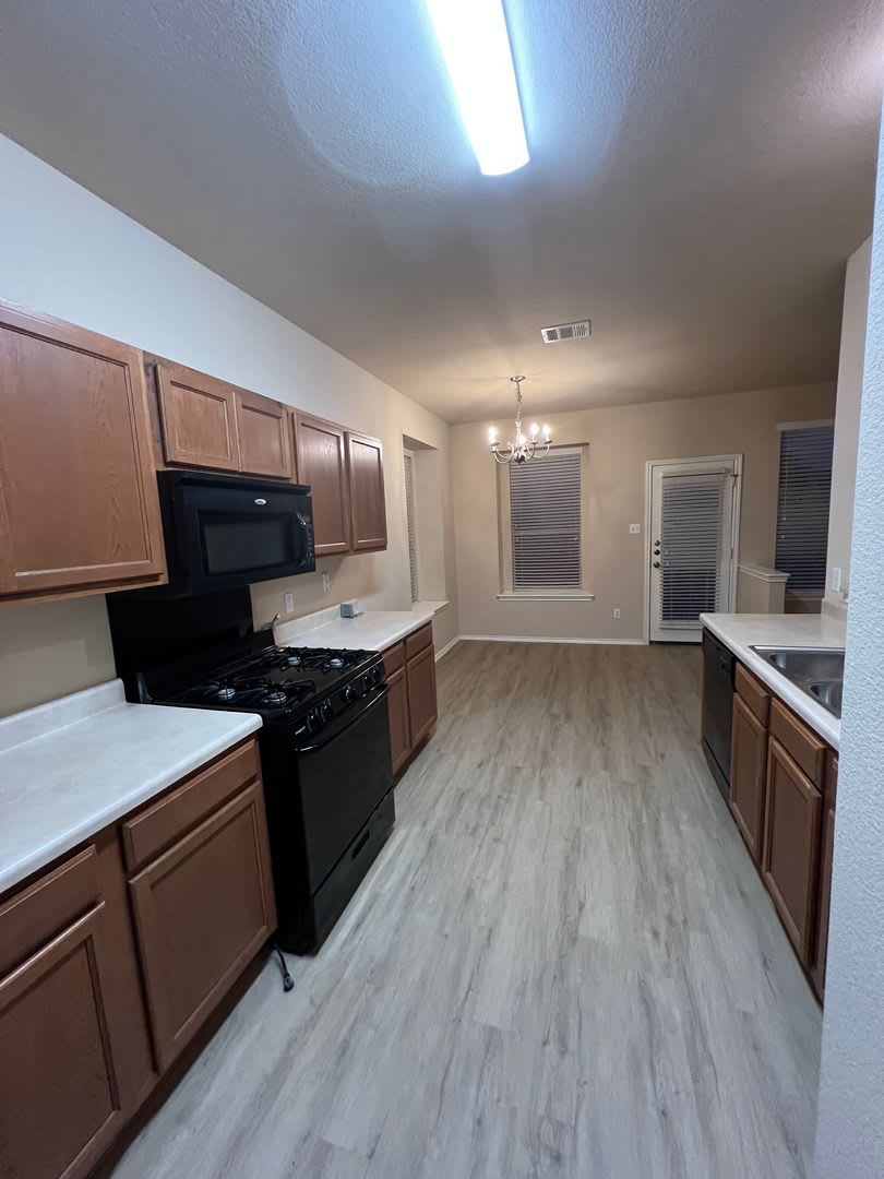 4 Bedroom 2 5 Bath Kensington Trails Home Available In August – photo 4