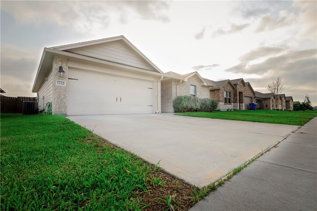7722 Lariat Toss Drive – photo 3