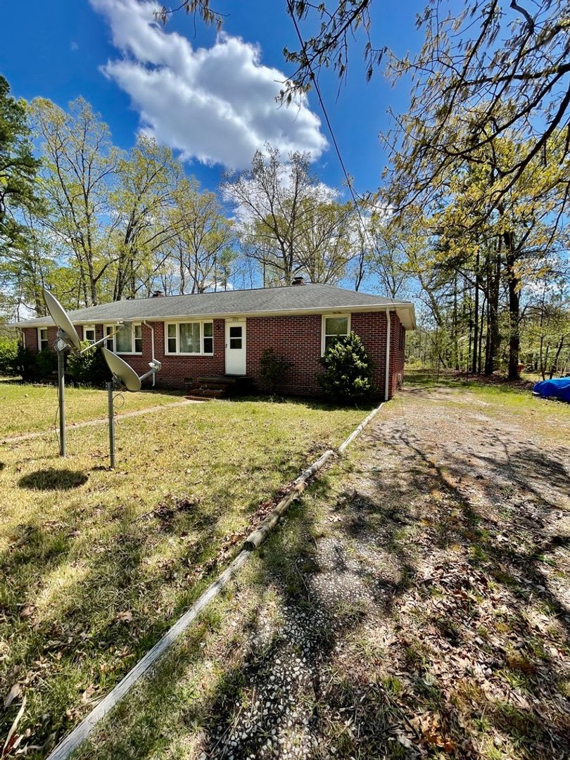 1004 S. Park Drive, Petersburg – photo 2