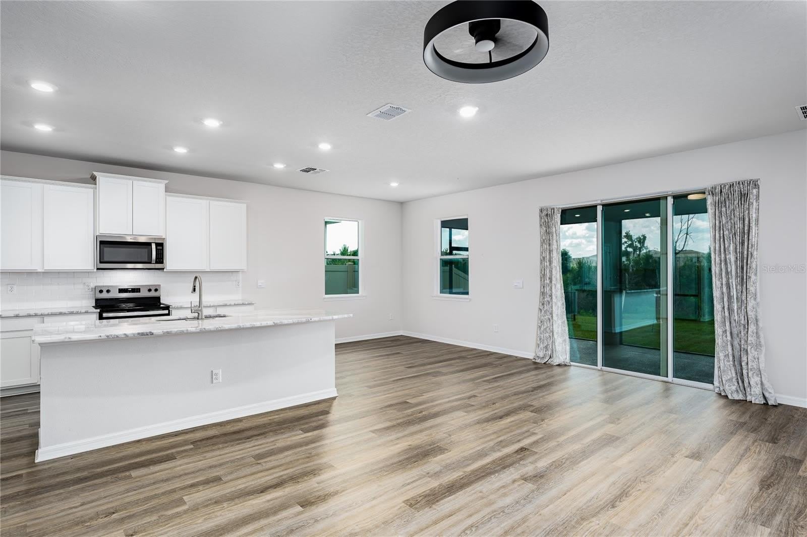 10622 EUSTIS Drive – photo 4