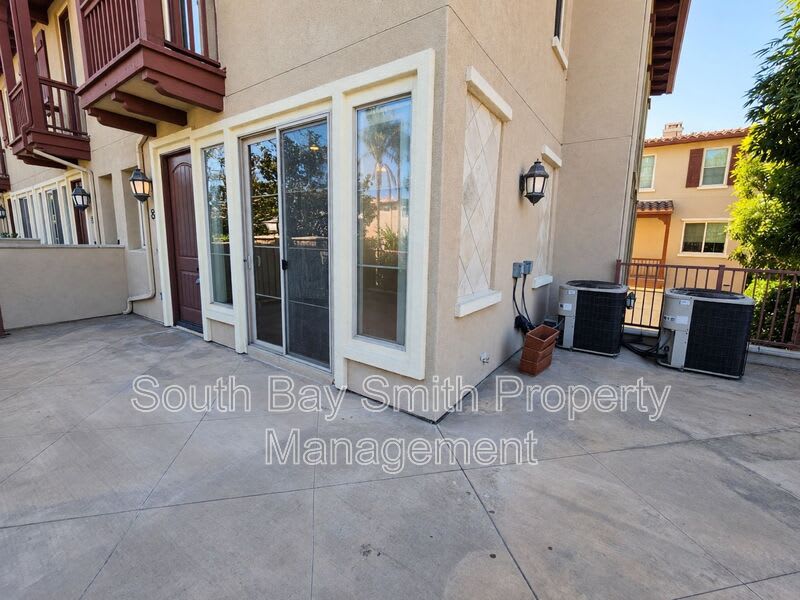 84 Palos Verdes Blvd – photo 4