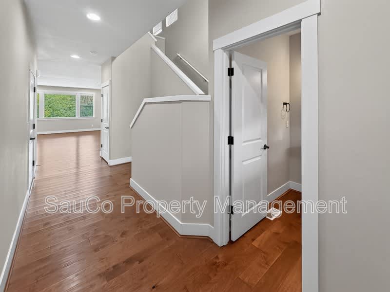 20269 Southwest Gracie Street – photo 3