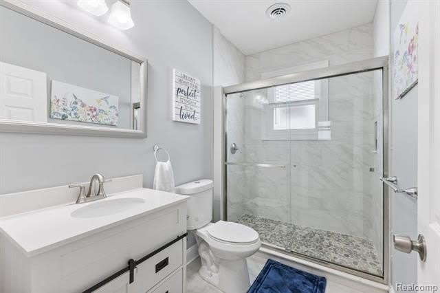 885 Clairmount Street – photo 3