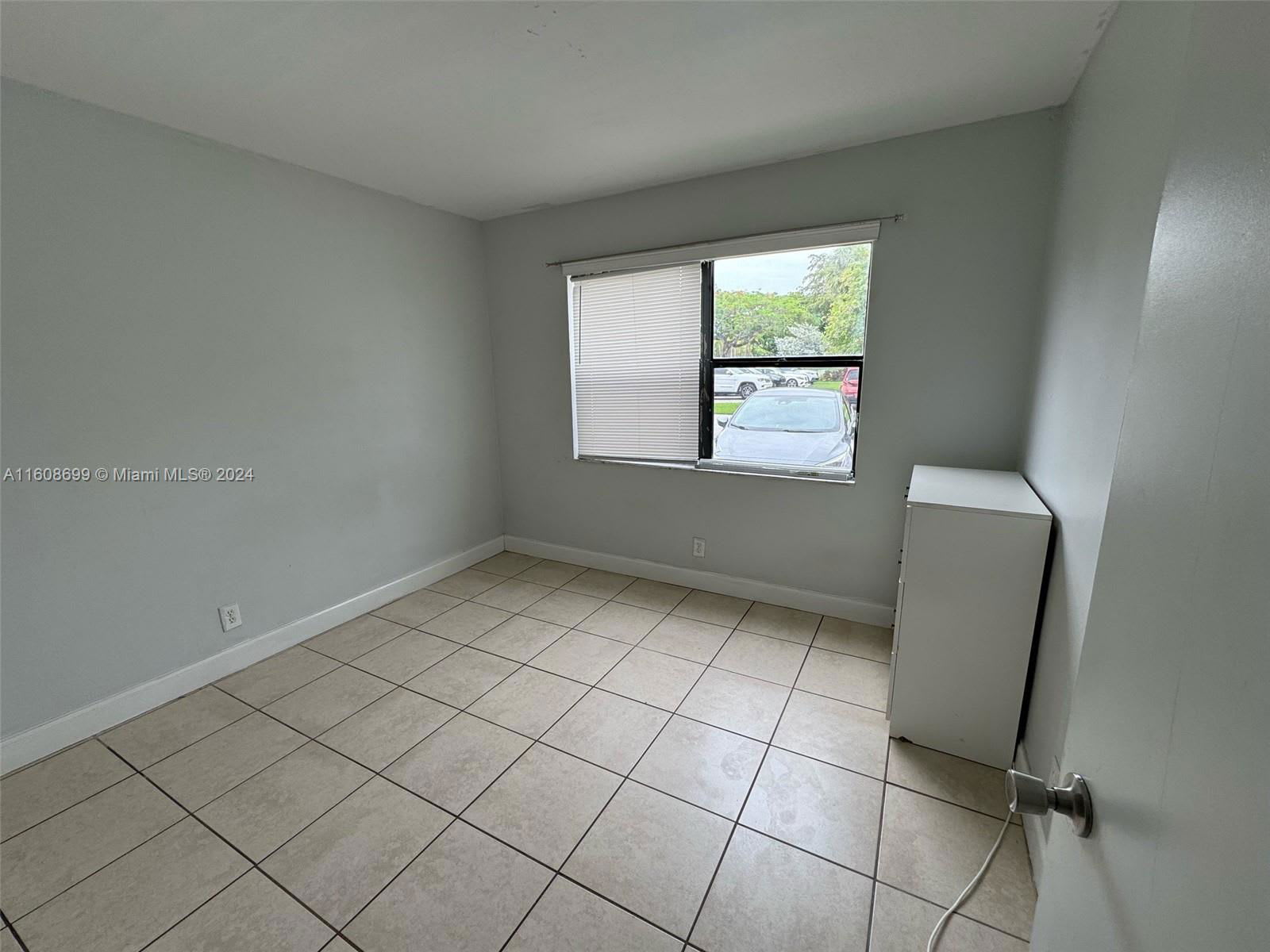 10002 Winding Lake Road – photo 5