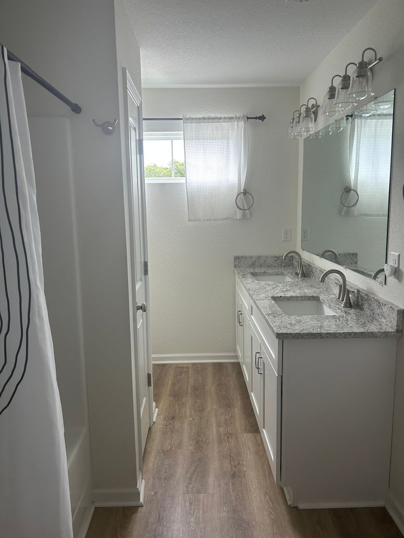 1103 Peartreee Road – photo 5