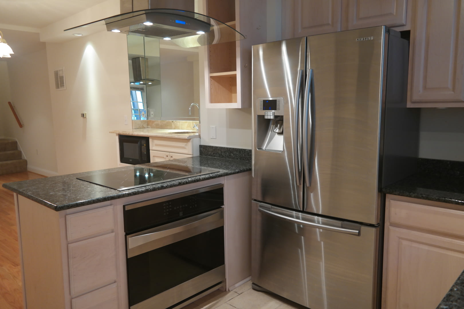 Charming 2 Bedroom/1 Bathroom Townhome in Washington Village, MD! – photo 5