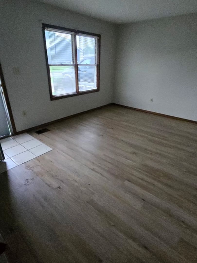 Recently Rehabbed 3-Bedroom Ranch with Fenced Yard – photo 3