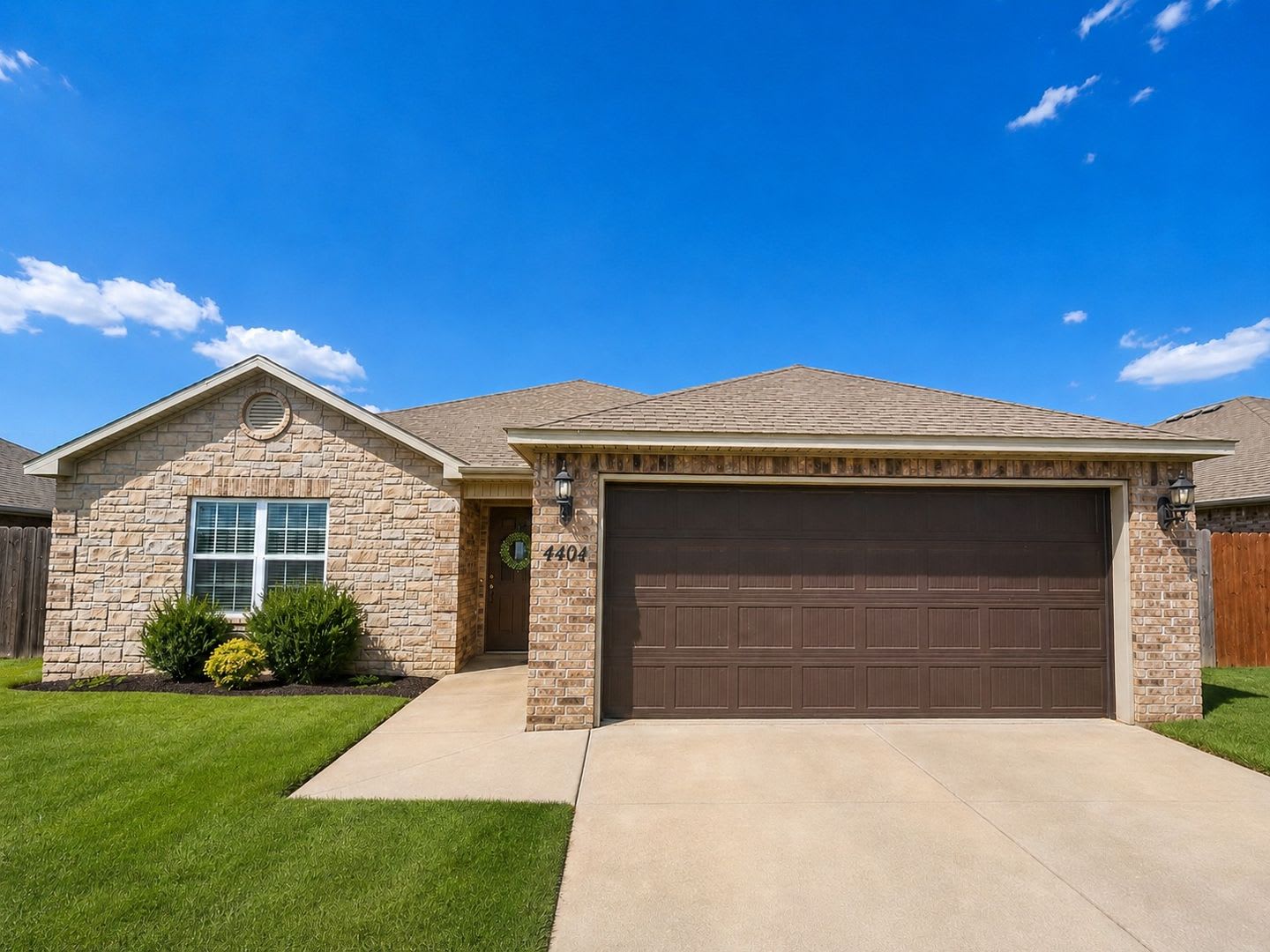 3 Bedroom/2 Bath Home in Bentonville! – photo 1